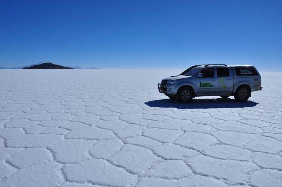 Chegando à ilha Incahuasi, no Salar de Uyuni, na Bolívia
